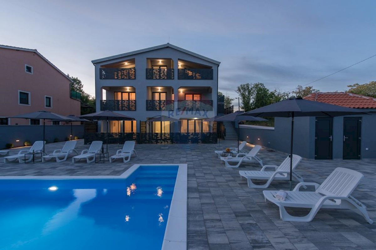 Casa Poreč okolica, Poreč, 700m2