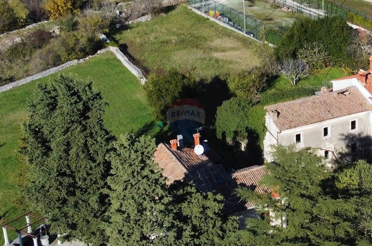 Terreno edificabile Kanfanar, 1.625m2