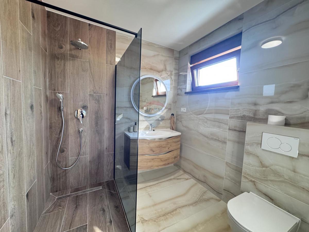 Casa Malinska, Malinska-Dubašnica, 275m2