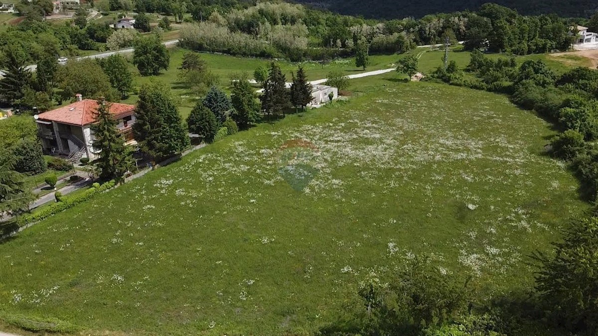 Terreno edificabile Tinjan, 7.195m2