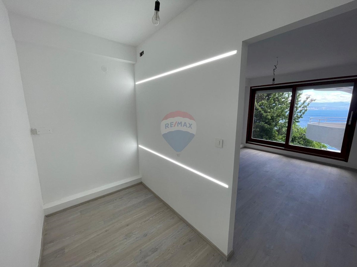 Appartamento Punta Kolova, Opatija, 150.000m2