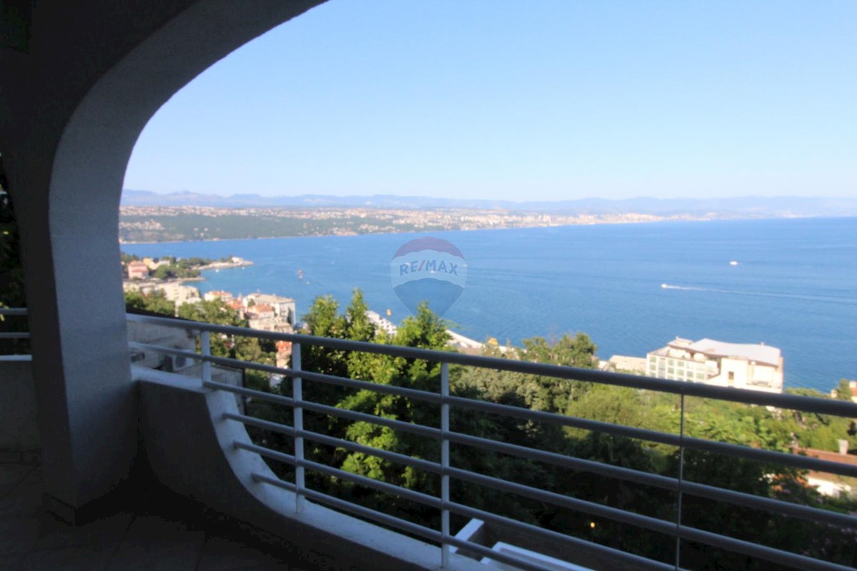 Appartamento Punta Kolova, Opatija, 150.000m2