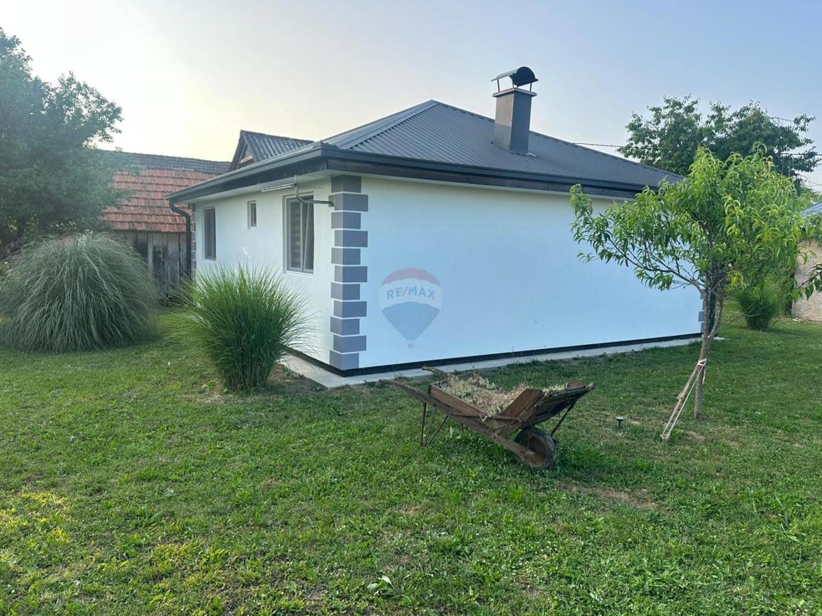 Casa Donje Podotočje, Velika Gorica - Okolica, 200m2