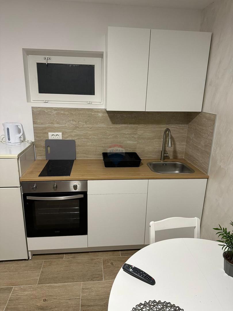 Casa Donje Podotočje, Velika Gorica - Okolica, 200m2