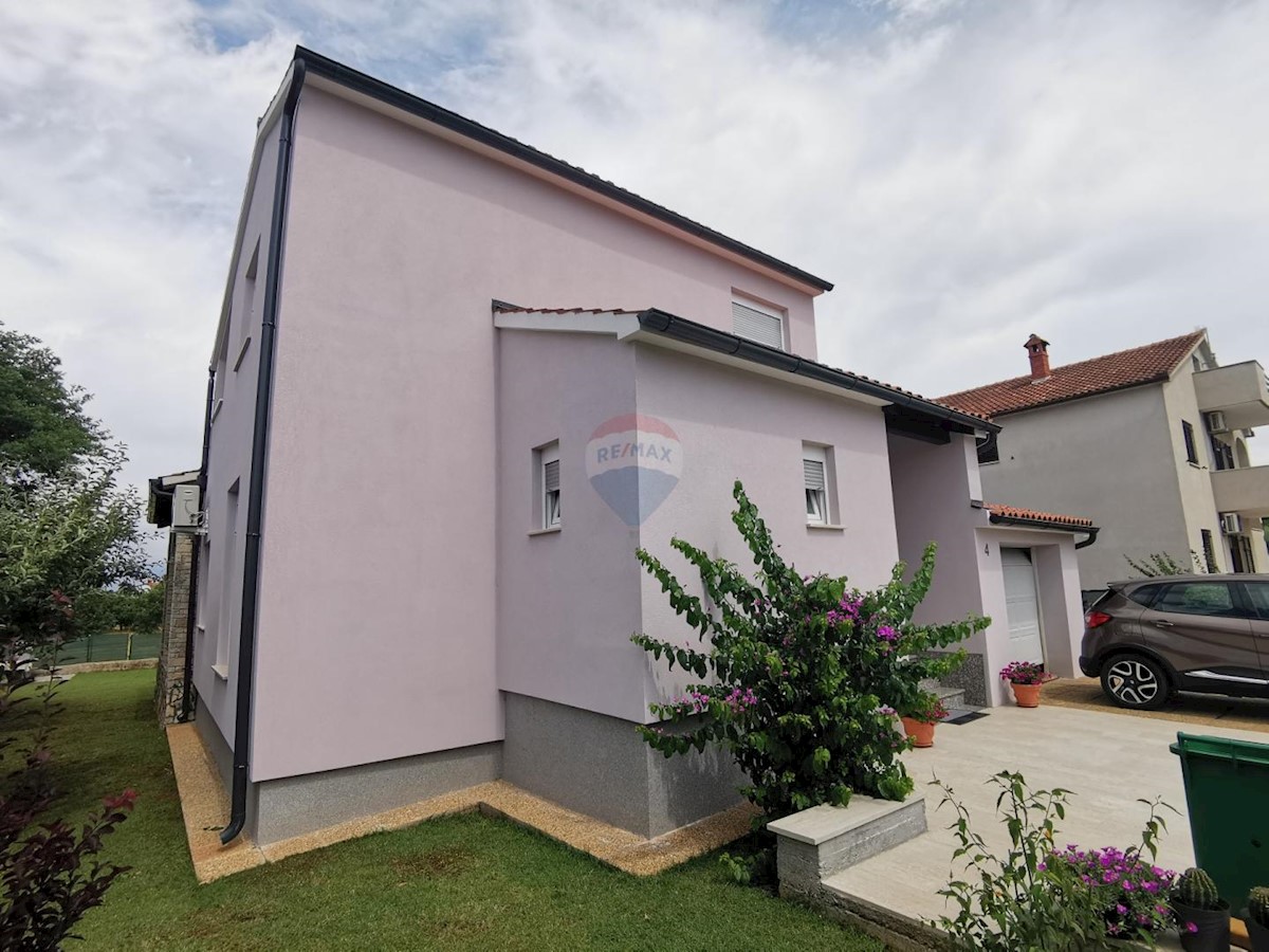 Casa Veli vrh, Pula, 212m2