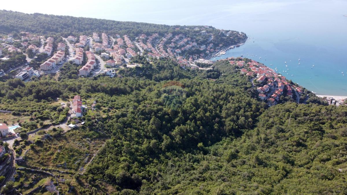 ISTRIA, RABAC - Terreno edificabile di 2913 m2 con una vista fantastica