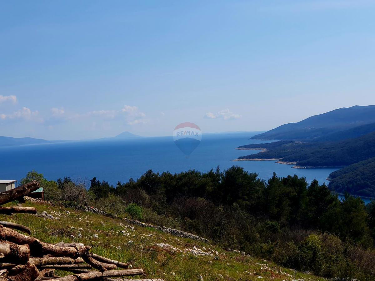 ISTRIA, RABAC - Terreno edificabile di 2913 m2 con una vista fantastica