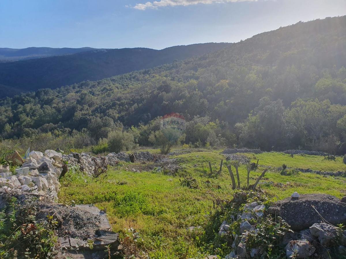 ISTRIA, RABAC - Terreno edificabile di 2913 m2 con una vista fantastica