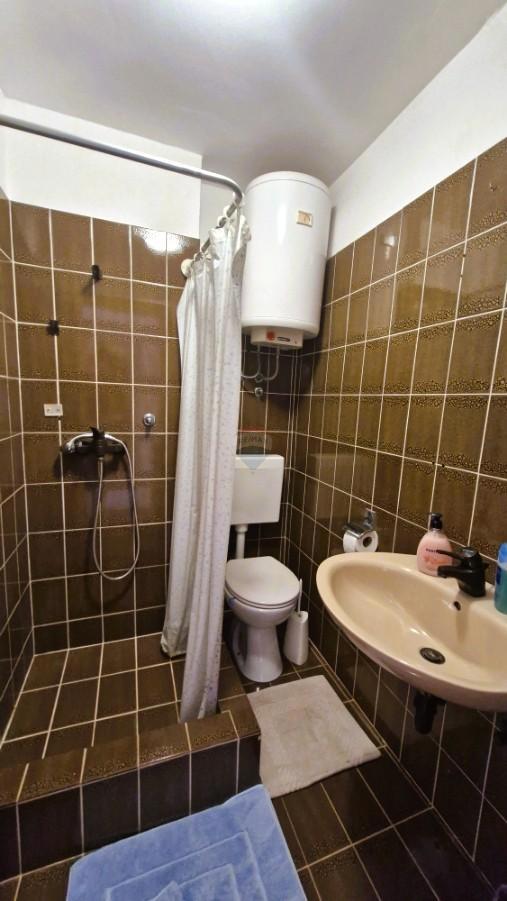 Istria, Premantura, casa indipendente di 274 m², a 500 m dalla spiaggia