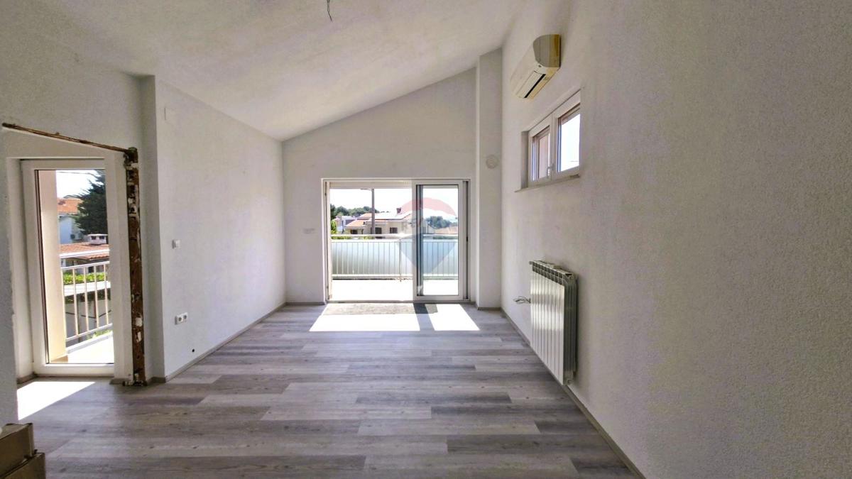 Istria, Premantura, casa indipendente di 274 m², a 500 m dalla spiaggia