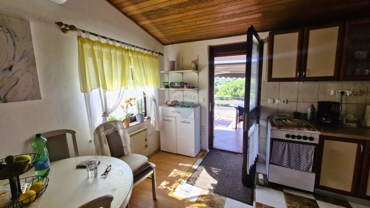 Istria, Premantura, casa indipendente di 274 m², a 500 m dalla spiaggia