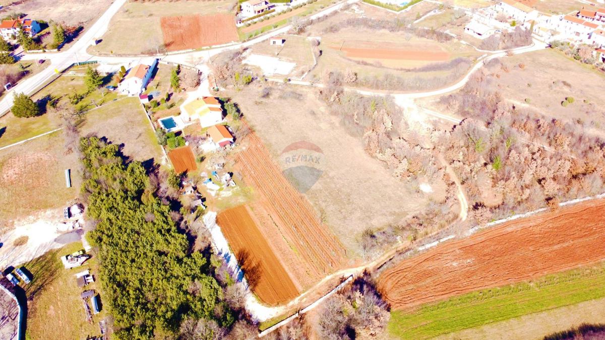 Terreno edificabile Štokovci, Svetvinčenat, 577m2