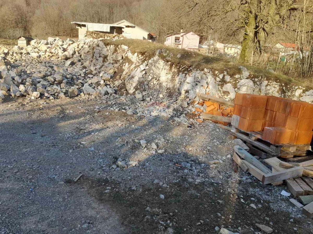 Terreno edificabile Klana, 1.906m2