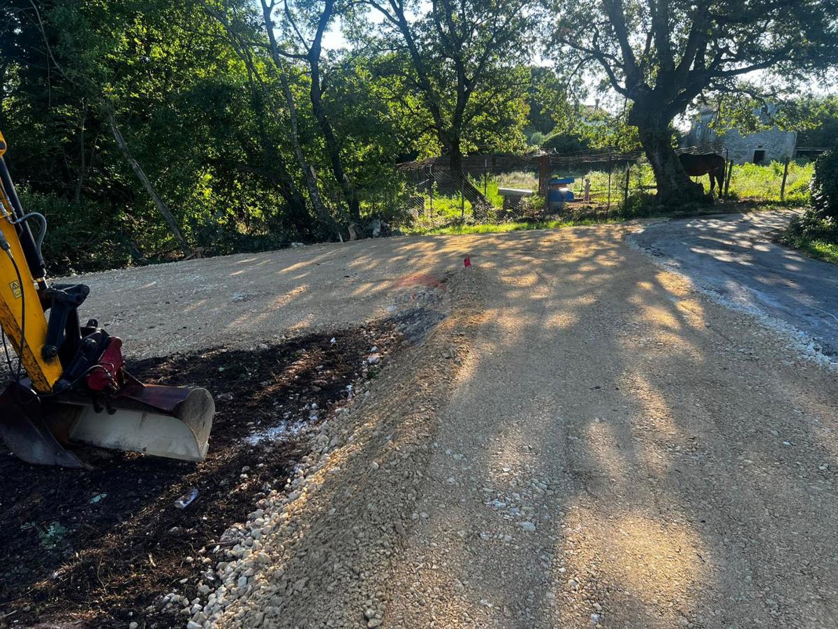 Terreno edificabile Rafaeli, Višnjan, 776m2