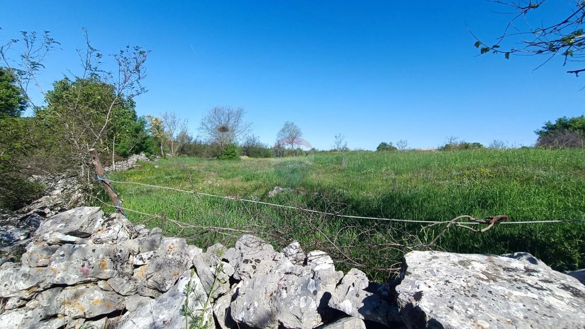 Terreno edificabile Bale, 857m2