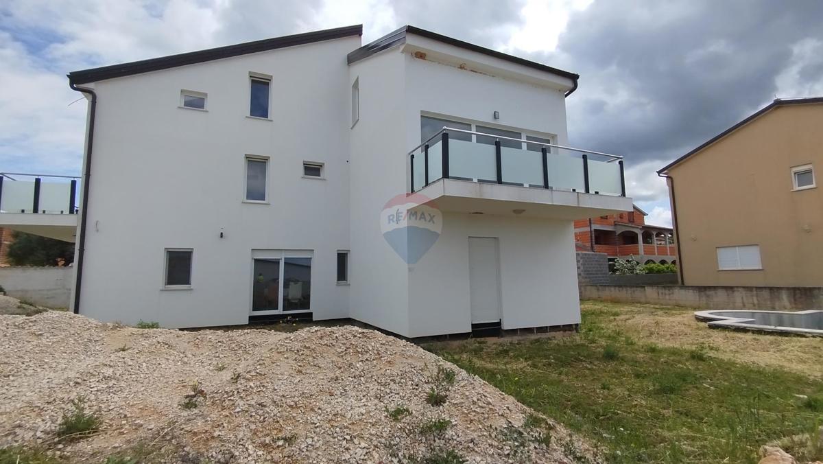 Casa Višnjan, 300m2