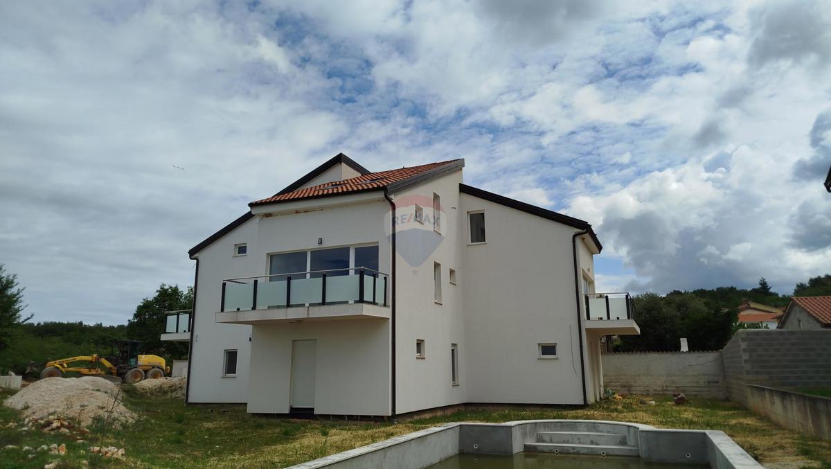 Casa Višnjan, 300m2