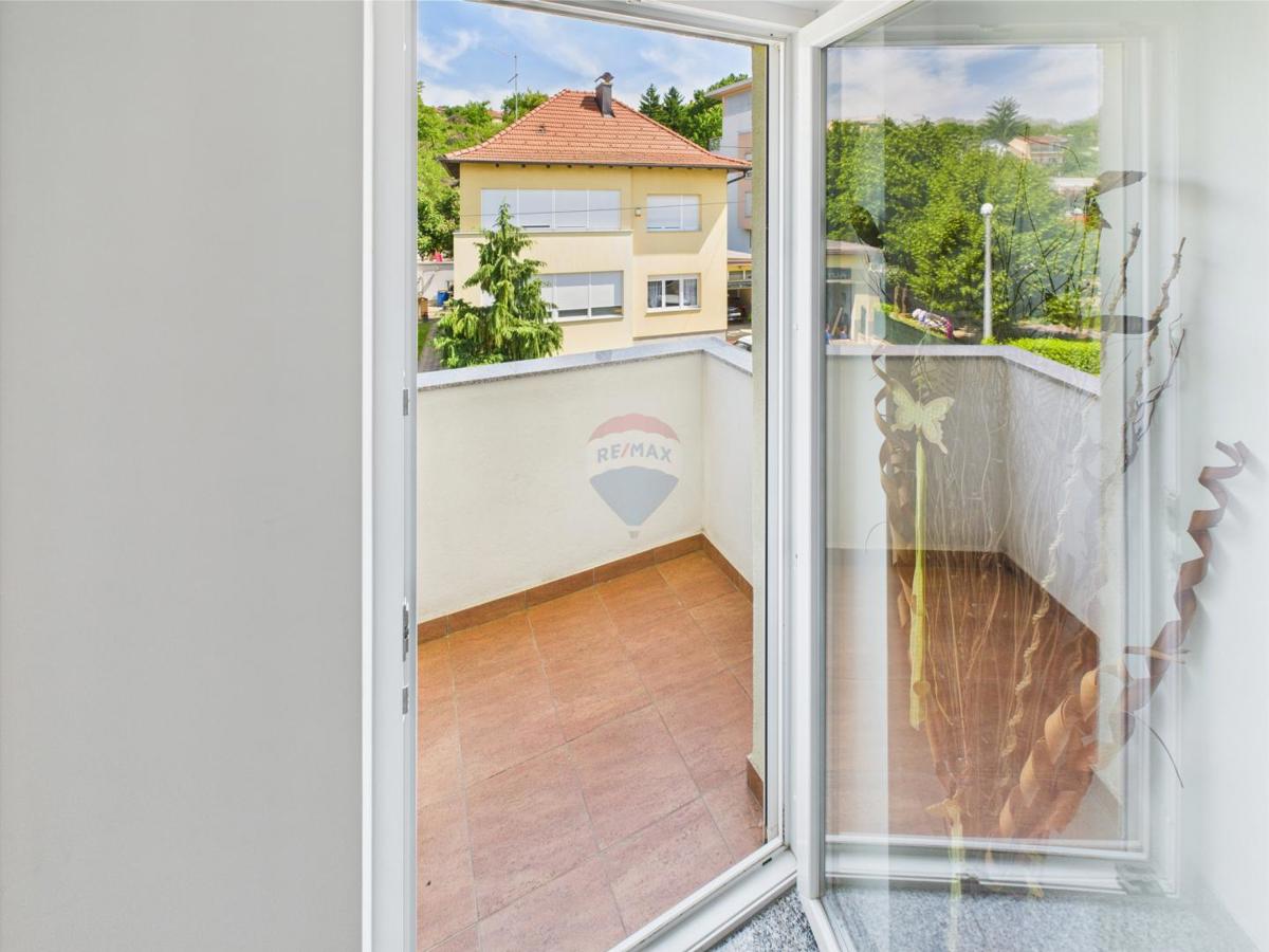 Casa Donje Vrapče, Stenjevec, 318m2