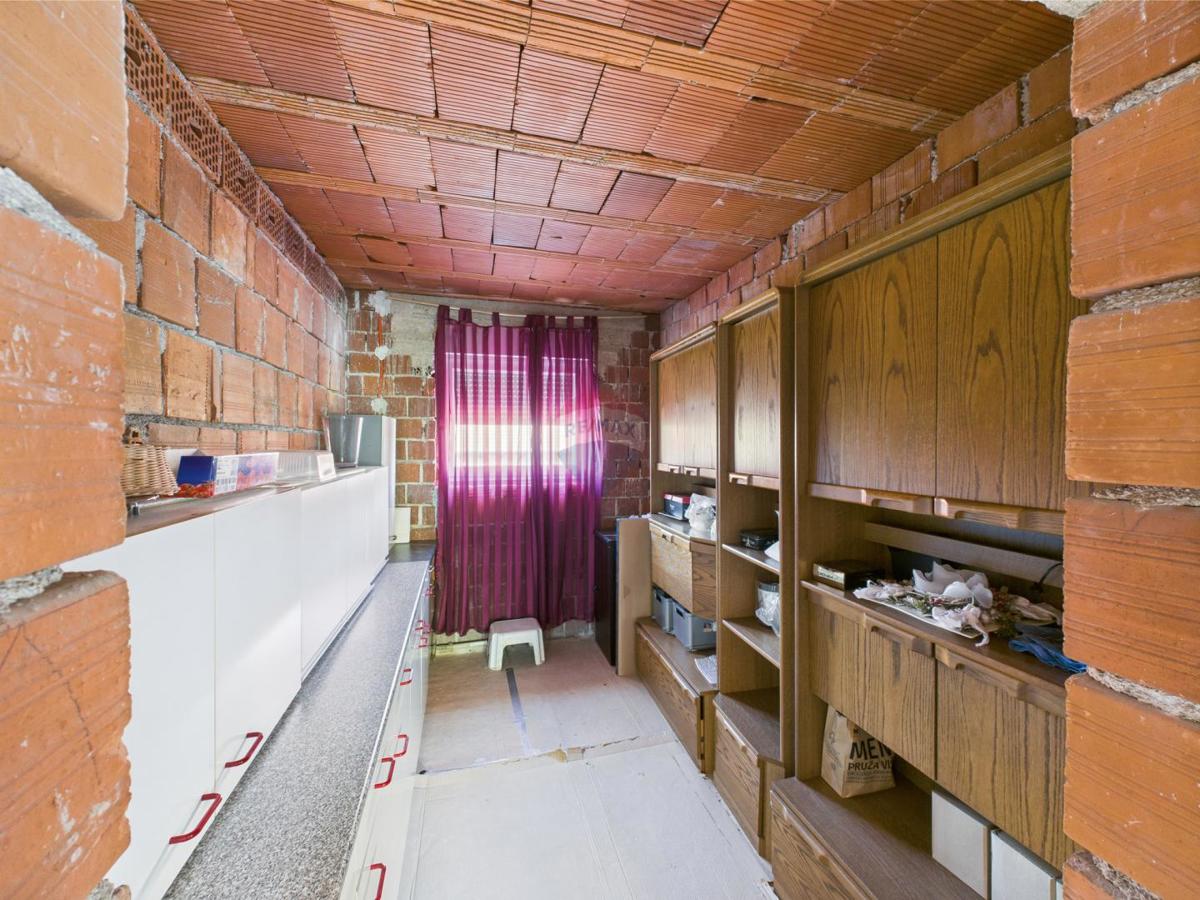 Casa Donje Vrapče, Stenjevec, 318m2