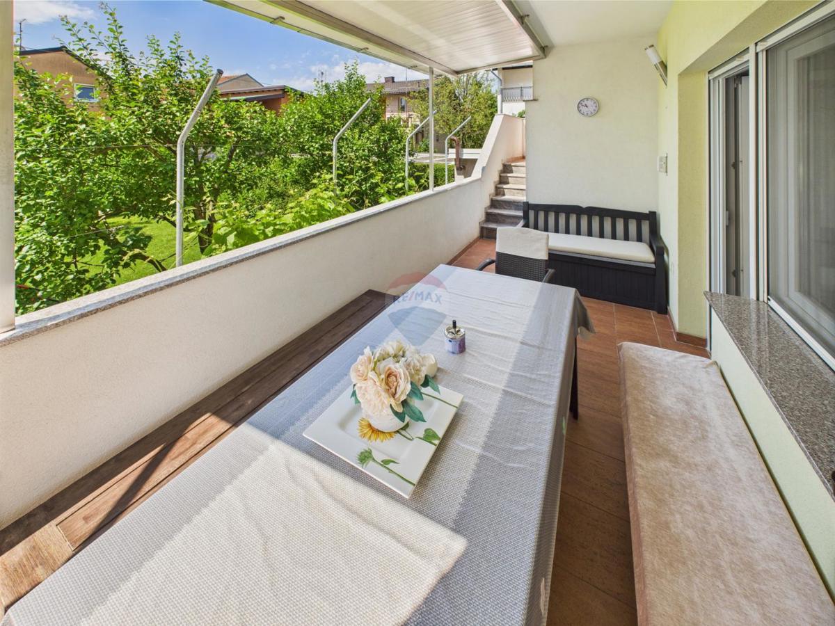 Casa Donje Vrapče, Stenjevec, 318m2