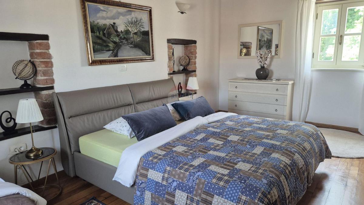 Casa Tinjan, 330m2