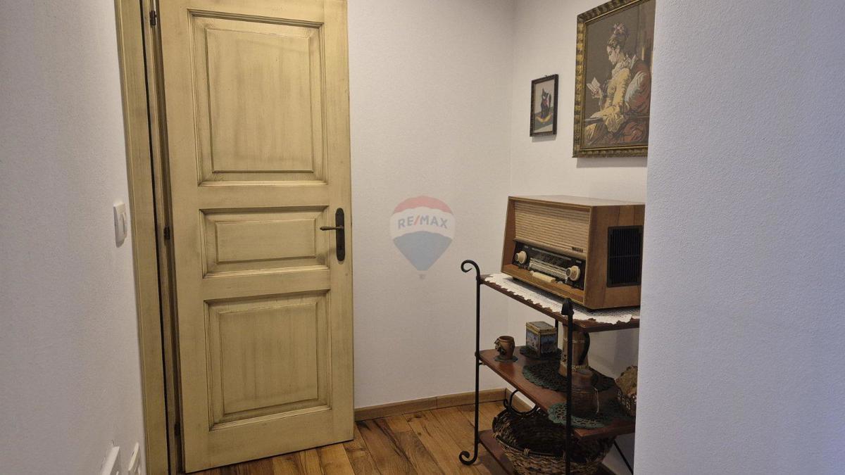 Casa Tinjan, 330m2