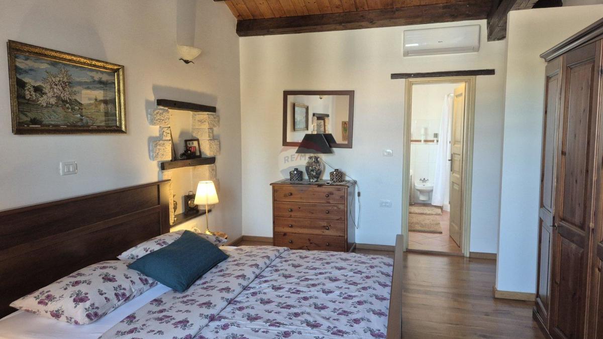 Casa Tinjan, 330m2