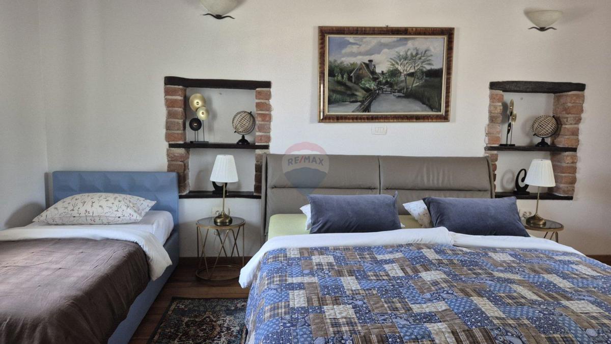 Casa Tinjan, 330m2
