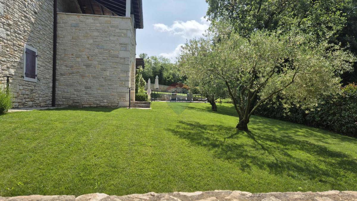 Casa Tinjan, 330m2