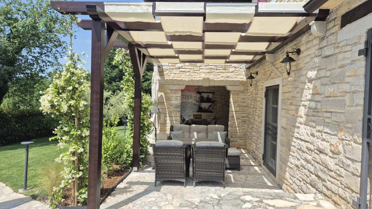Casa Tinjan, 330m2