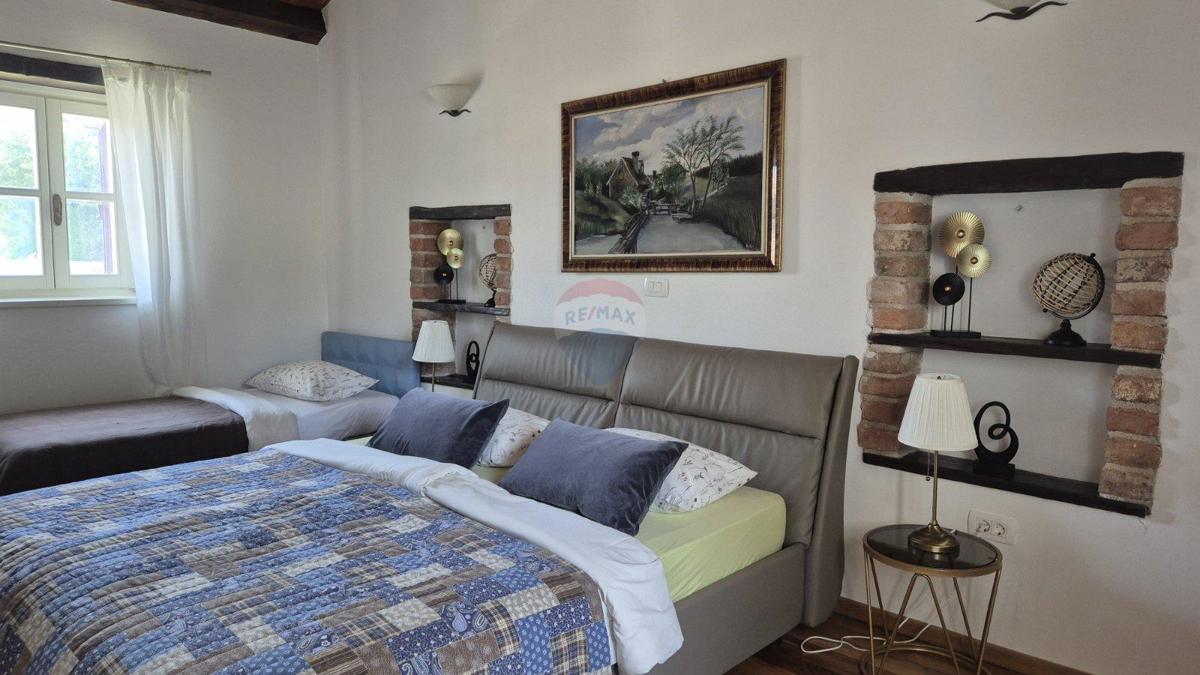 Casa Tinjan, 330m2
