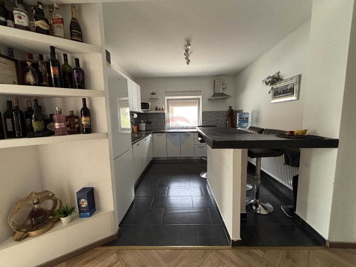 Casa Gornja Lomnica, Velika Gorica - Okolica, 170m2