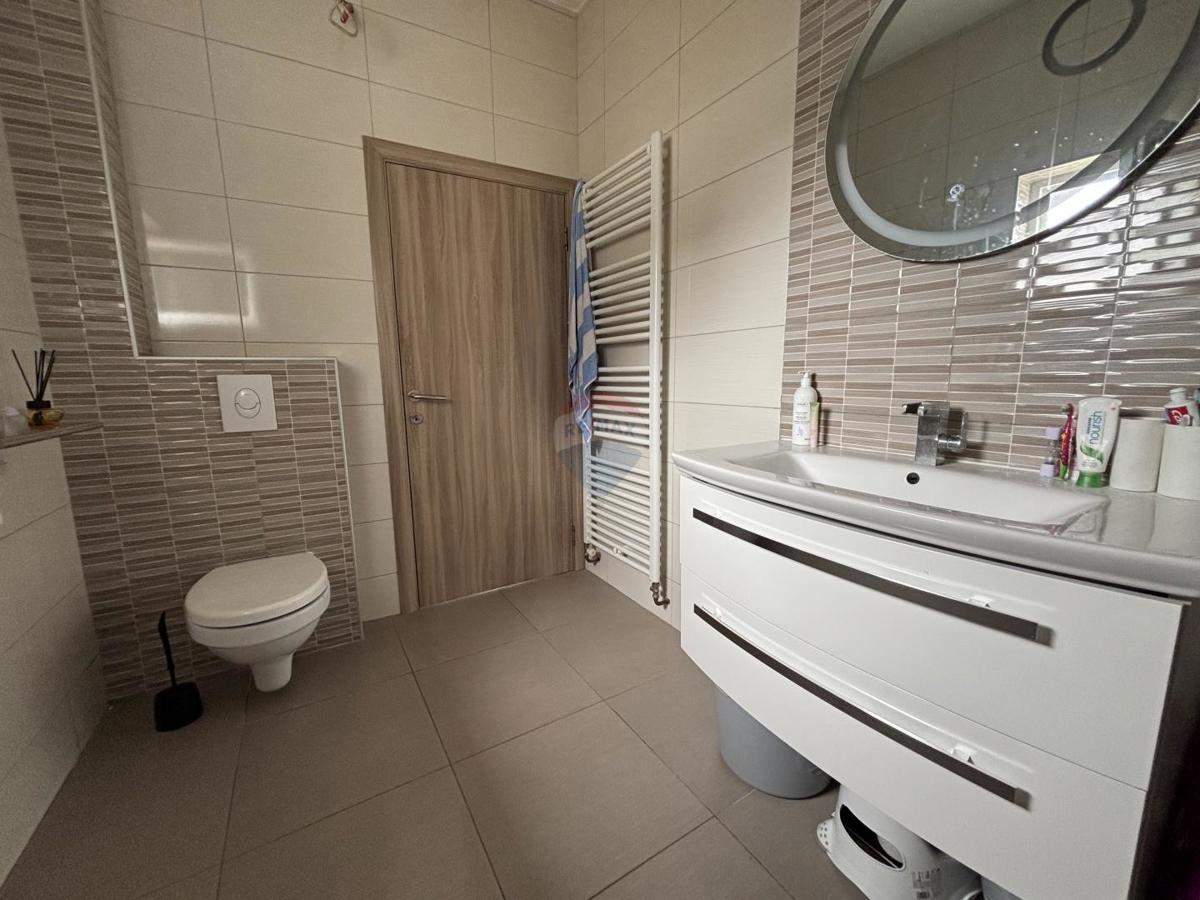 Casa Gornja Lomnica, Velika Gorica - Okolica, 170m2