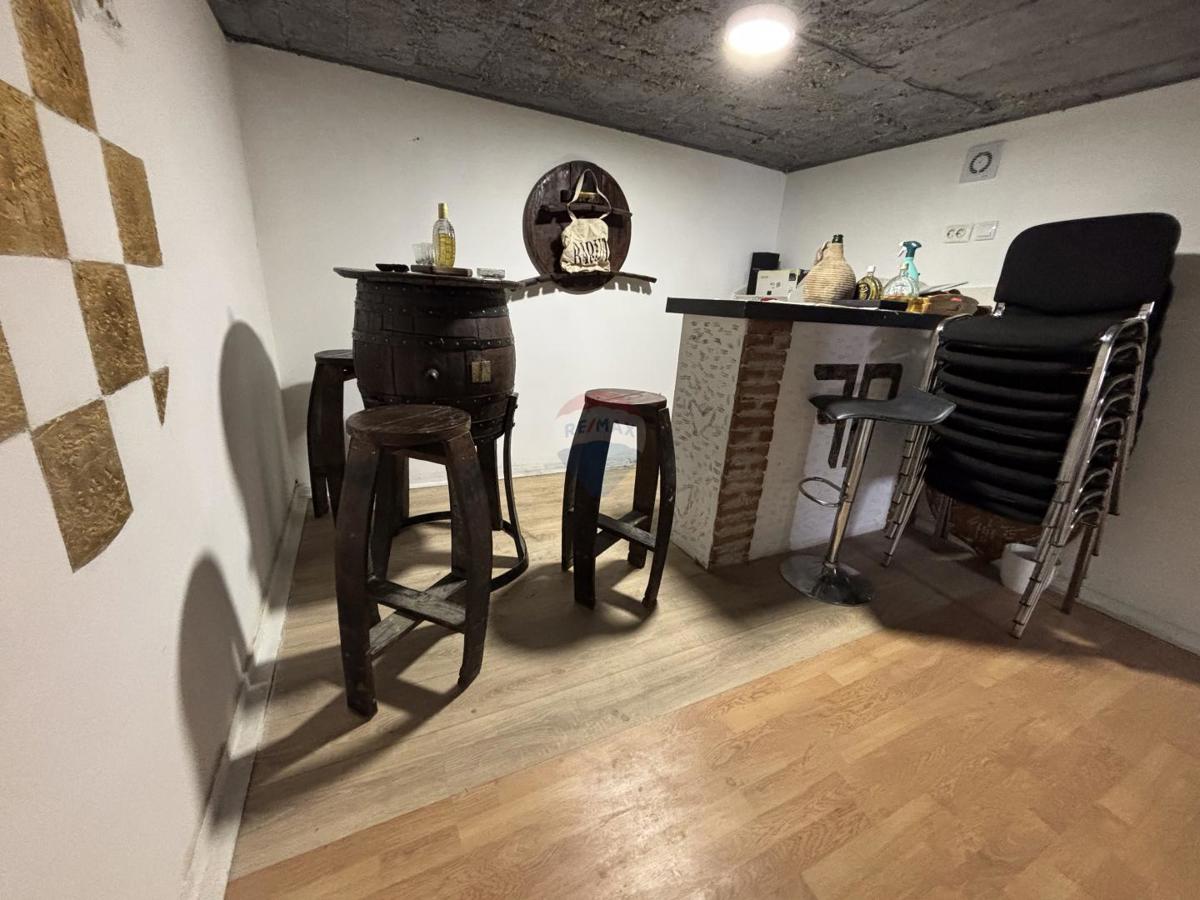 Casa Gornja Lomnica, Velika Gorica - Okolica, 170m2