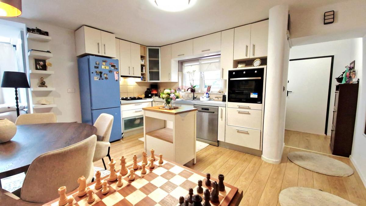 Appartamento Gornje Vrapče, Črnomerec, 87,24m2