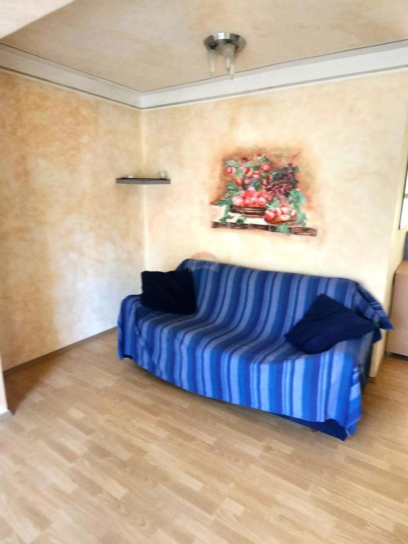 Istria, Rovigno, casa con due appartamenti, centro, strada tranquilla, terrazza