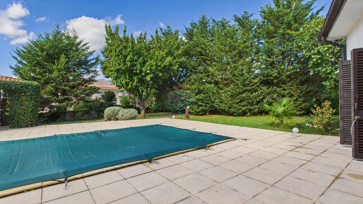 Casa Rovinjsko Selo, Rovinj, 340m2