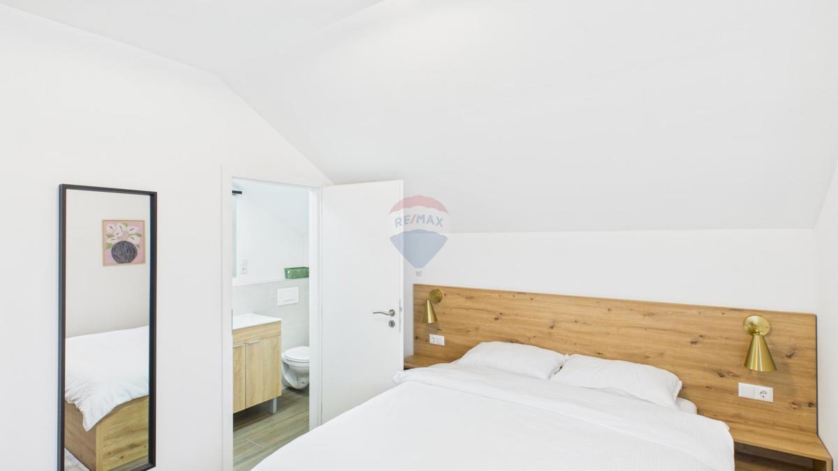 Casa Irinovac, Rakovica, 218,45m2