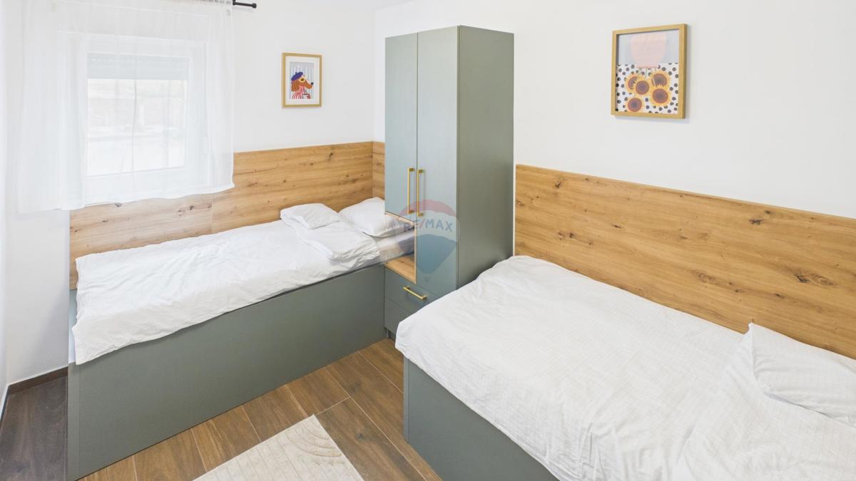 Casa Irinovac, Rakovica, 218,45m2