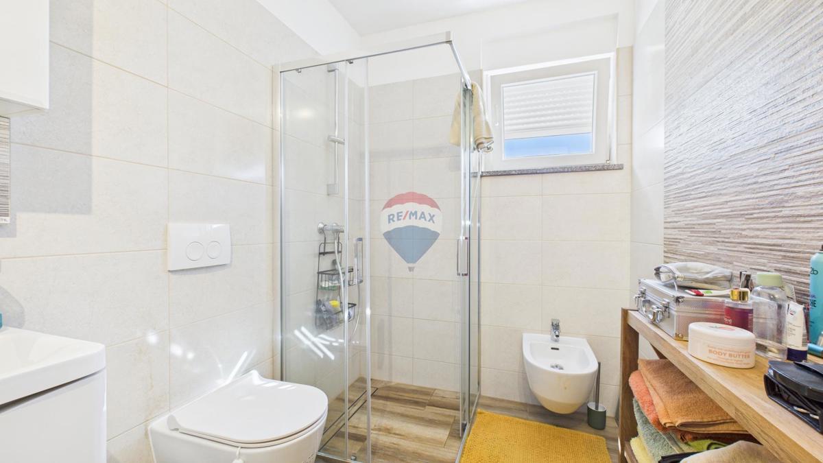 Casa con piscina in zona tranquilla vicino a Rovigno