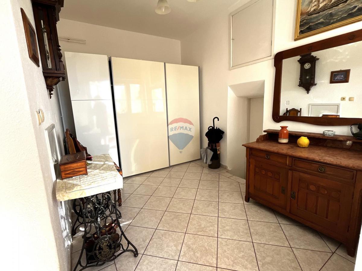 Casa Kraljevica, 908m2