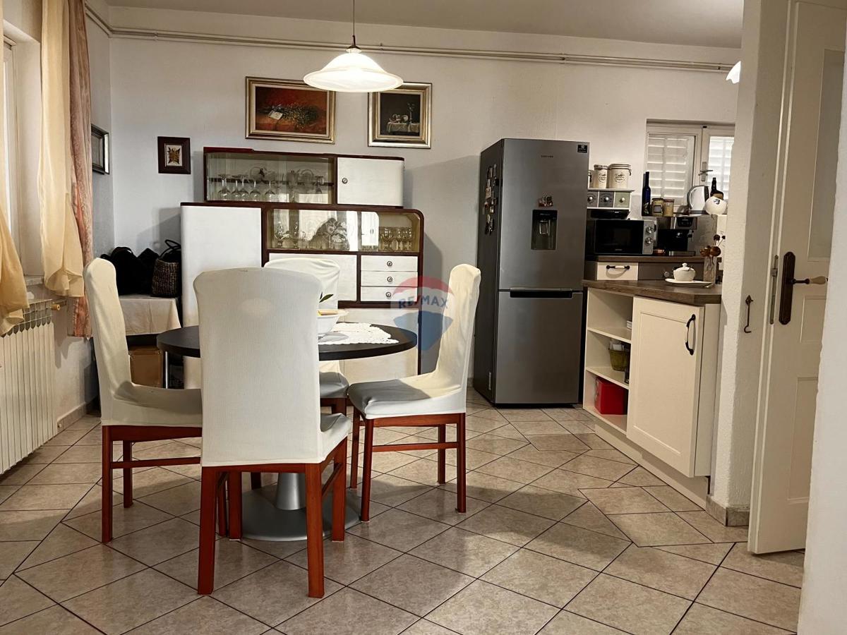 Casa Kraljevica, 908m2