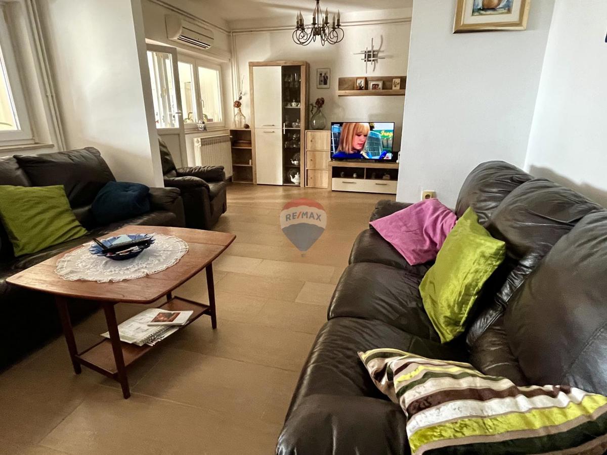 Casa Kraljevica, 908m2