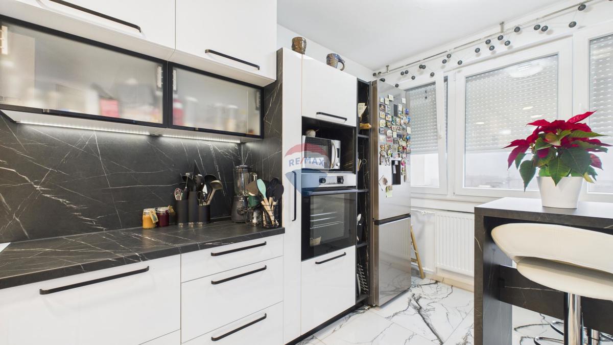 Appartamento Sloboština, Novi Zagreb - Istok, 68m2