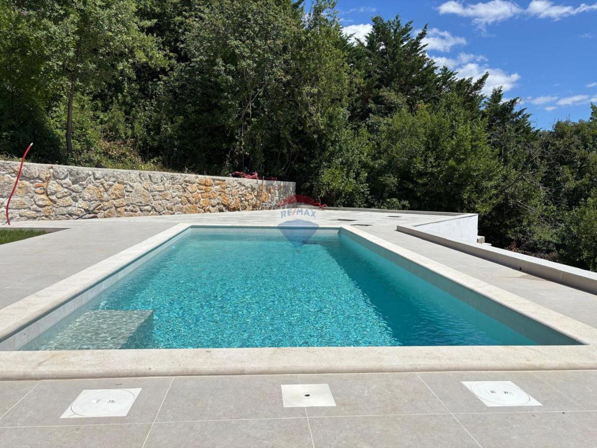 Casa Ćikovići, Kastav, 185m2