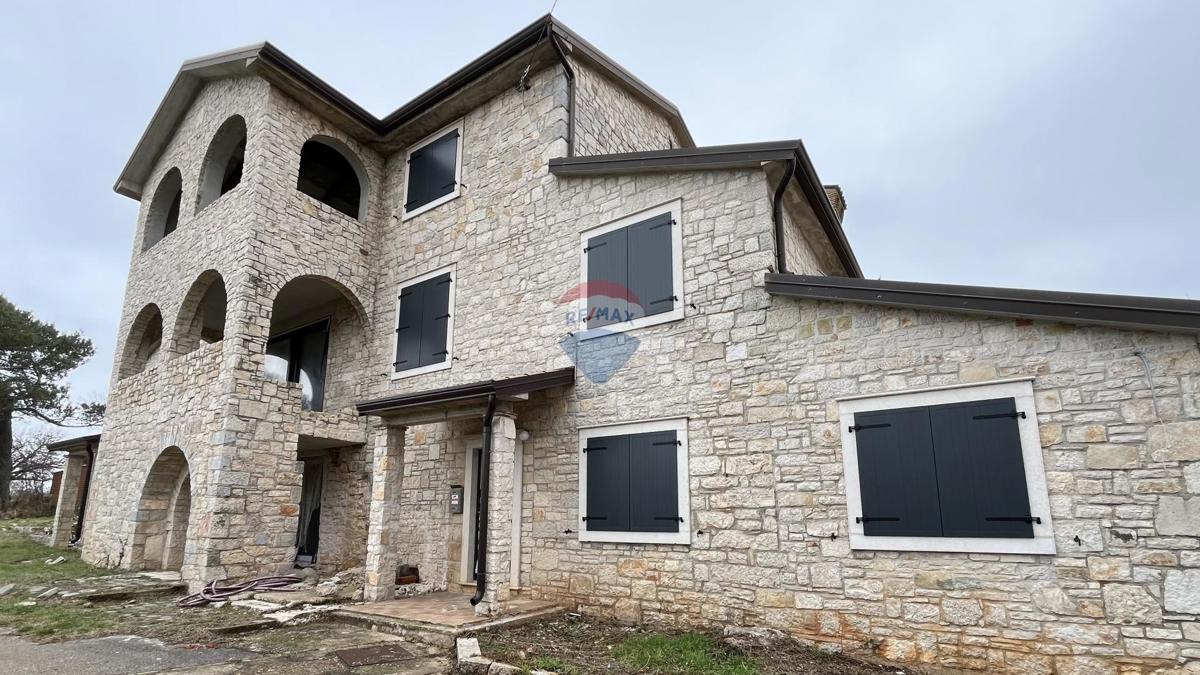 Casa Vižinada, 530m2