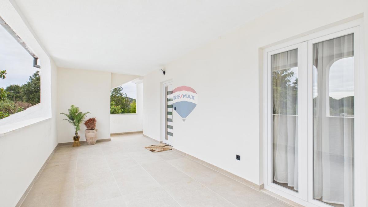 Appartamento di 75 m² in zona tranquilla vicino alle spiagge – due terrazze e posto auto