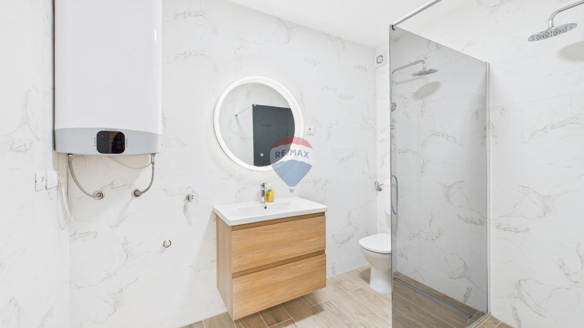 Appartamento di 75 m² in zona tranquilla vicino alle spiagge – due terrazze e posto auto