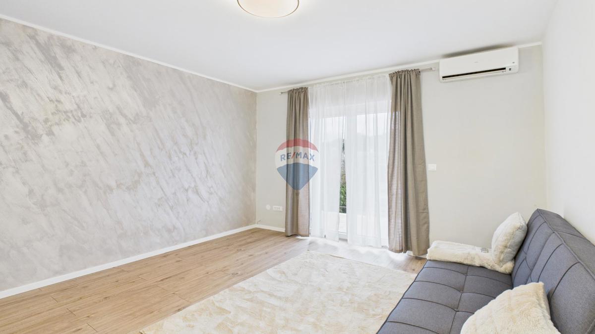 Appartamento di 75 m² in zona tranquilla vicino alle spiagge – due terrazze e posto auto