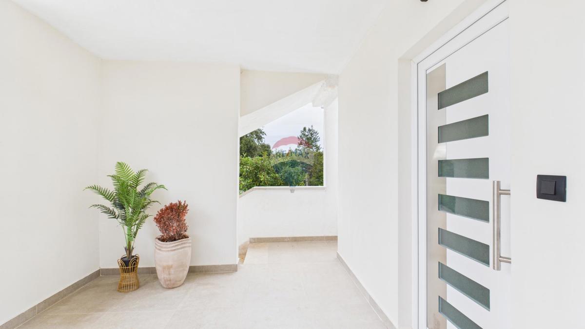 Appartamento di 75 m² in zona tranquilla vicino alle spiagge – due terrazze e posto auto